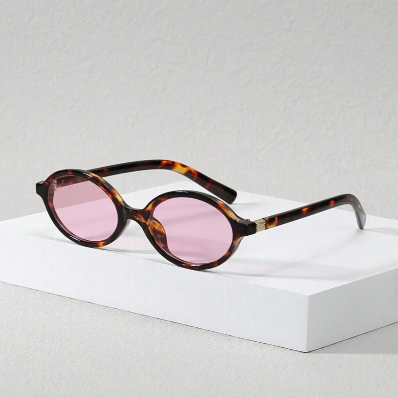 Kacamata Hitam Oval Antik Wani - Vintage Fashion Enthusiasts ulasan dan harga