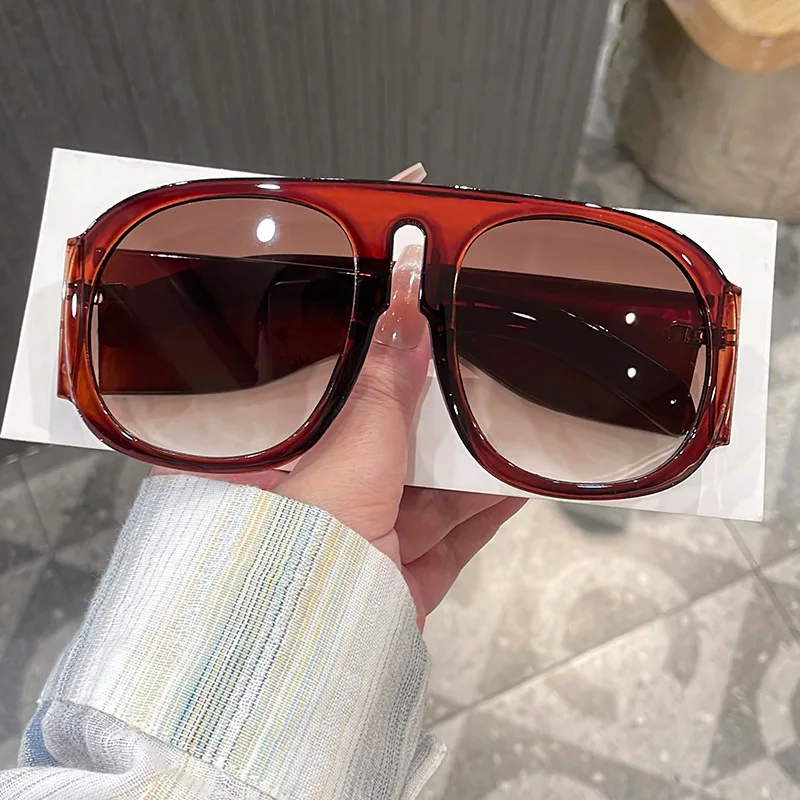 Kacamata Hitam Desainer Merek  - Vintage Fashion Enthusiasts ulasan dan harga
